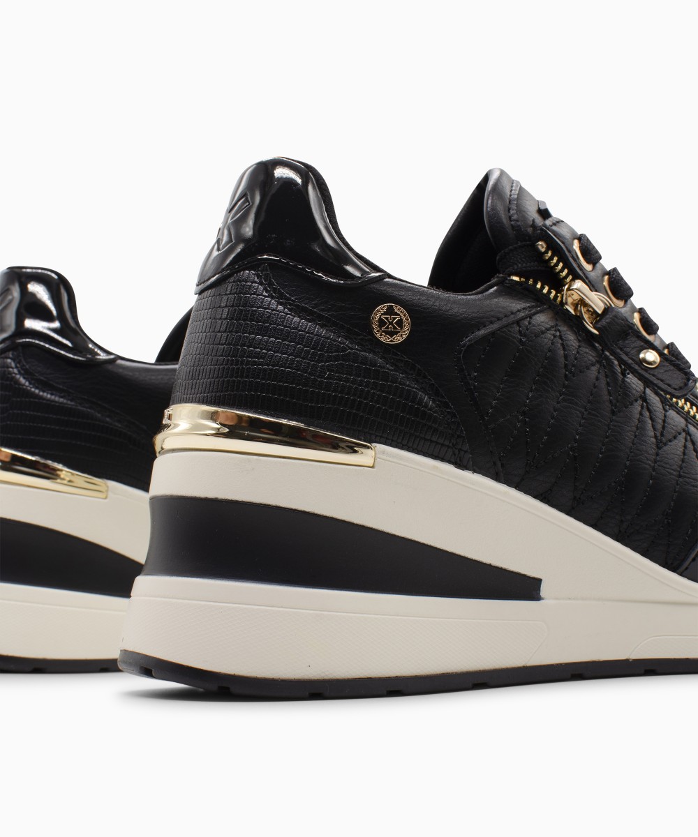 XTI 143071 Sneaker Black