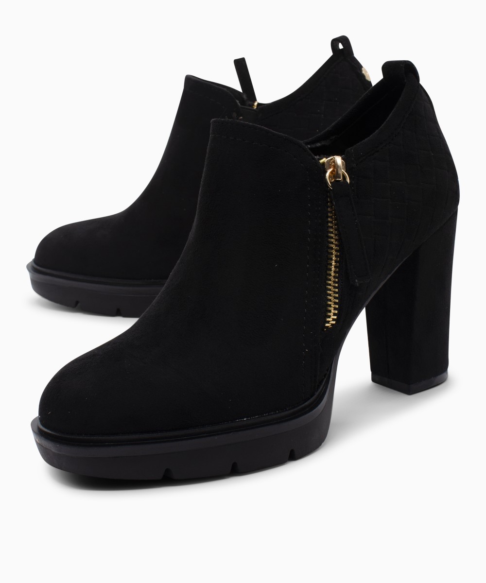XTI 146175 Μποτάκια Vegan Black